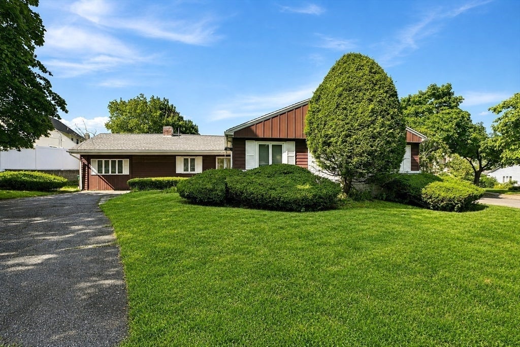 69 Maynard St, Newton, MA Photo #2