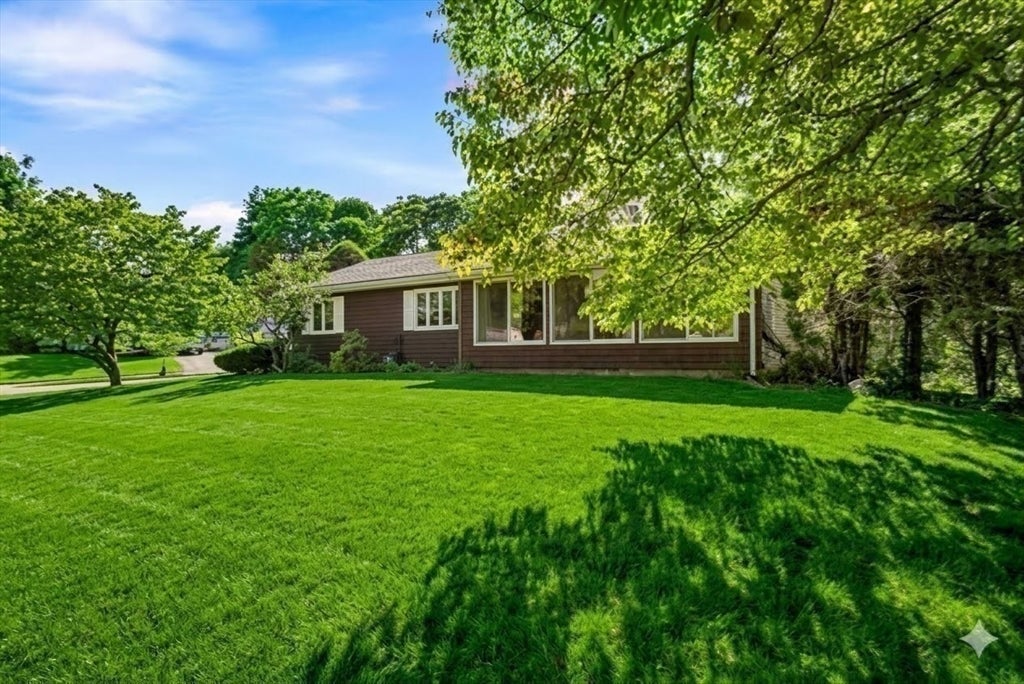 69 Maynard St, Newton, MA Photo #4