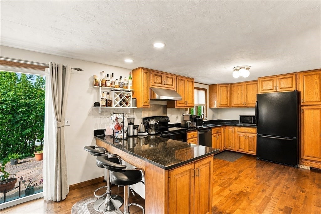 69 Maynard St, Newton, MA Photo #15