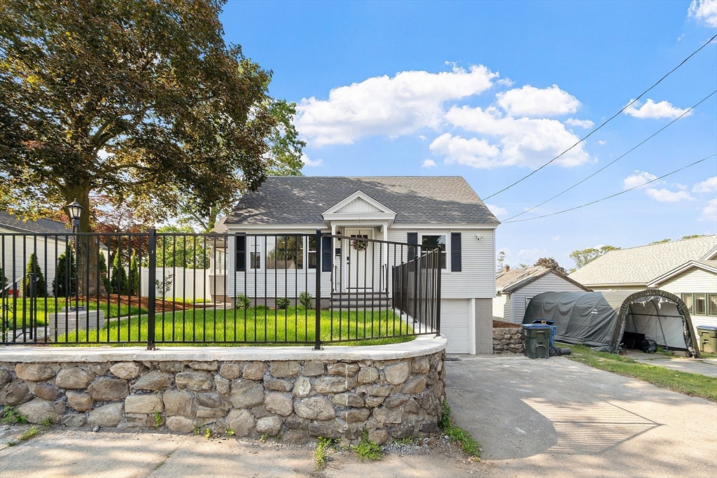 3 Lynn Street