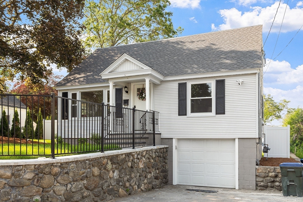 3 Lynn Street