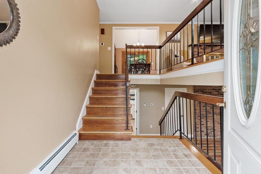 23 Appaloosa Drive, Methuen, MA, 23 Appaloosa Drive, Methuen, MA Photo #2