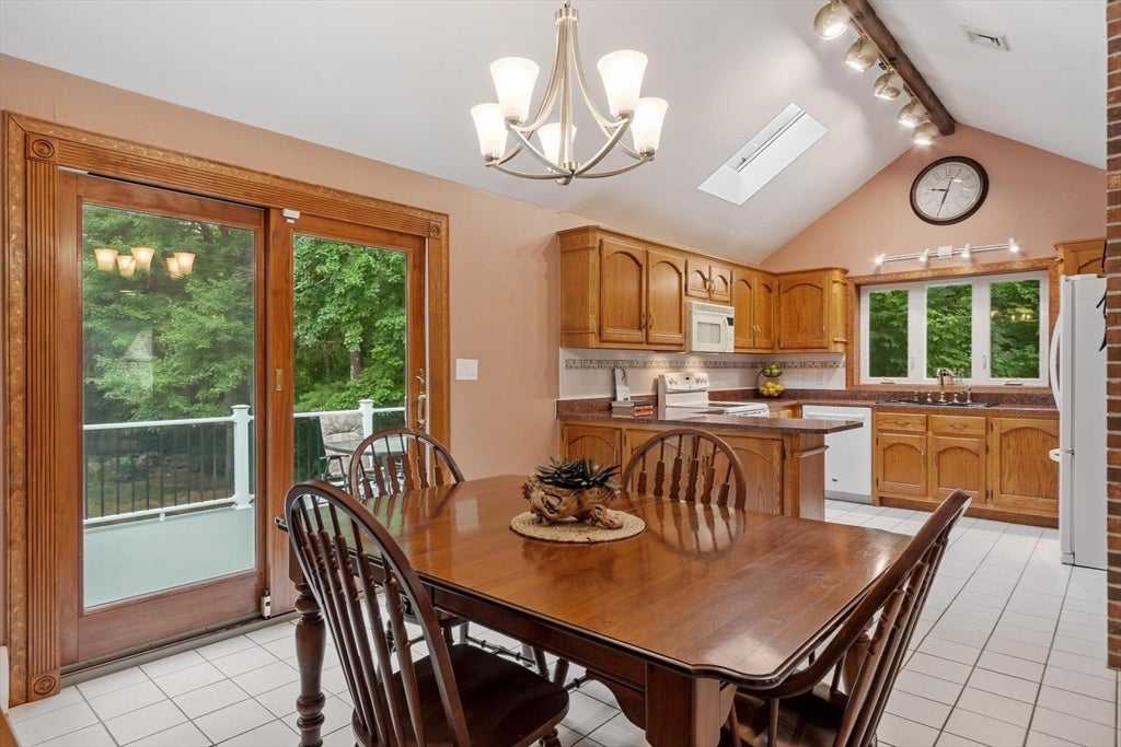 23 Appaloosa Drive, Methuen, MA, 23 Appaloosa Drive, Methuen, MA Photo #9