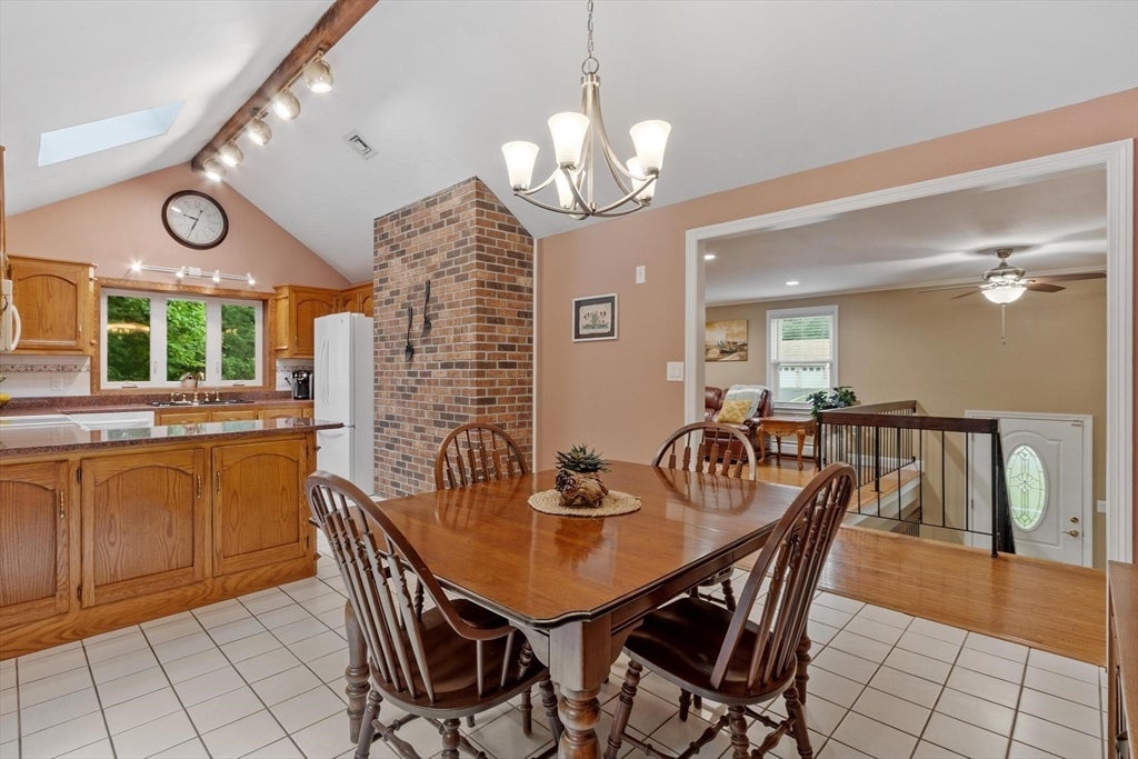 23 Appaloosa Drive, Methuen, MA, 23 Appaloosa Drive, Methuen, MA Photo #6