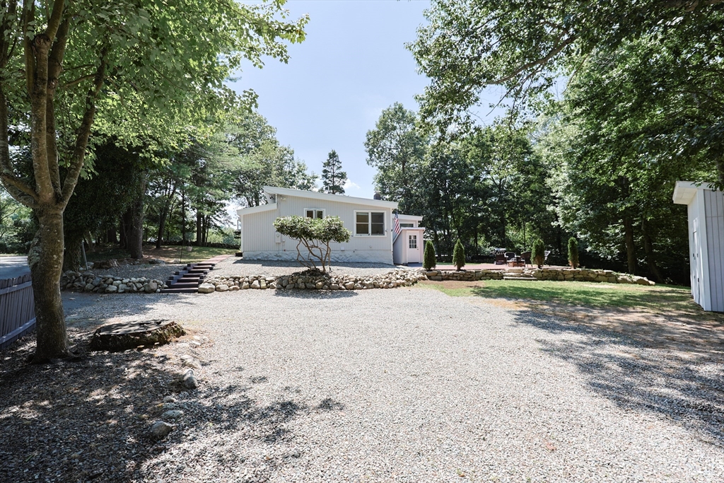 183 Mountain St