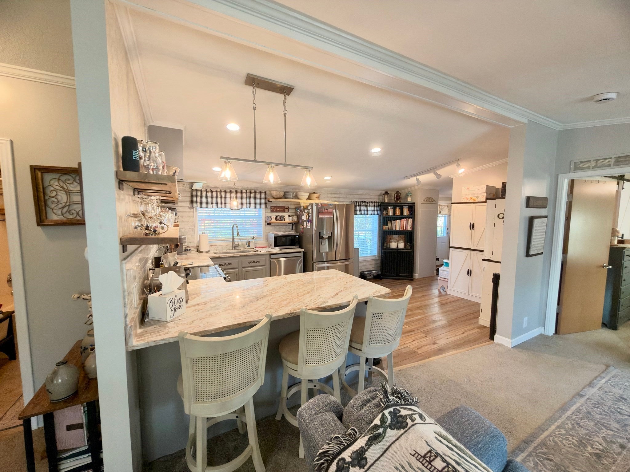 24 Riverview Cir