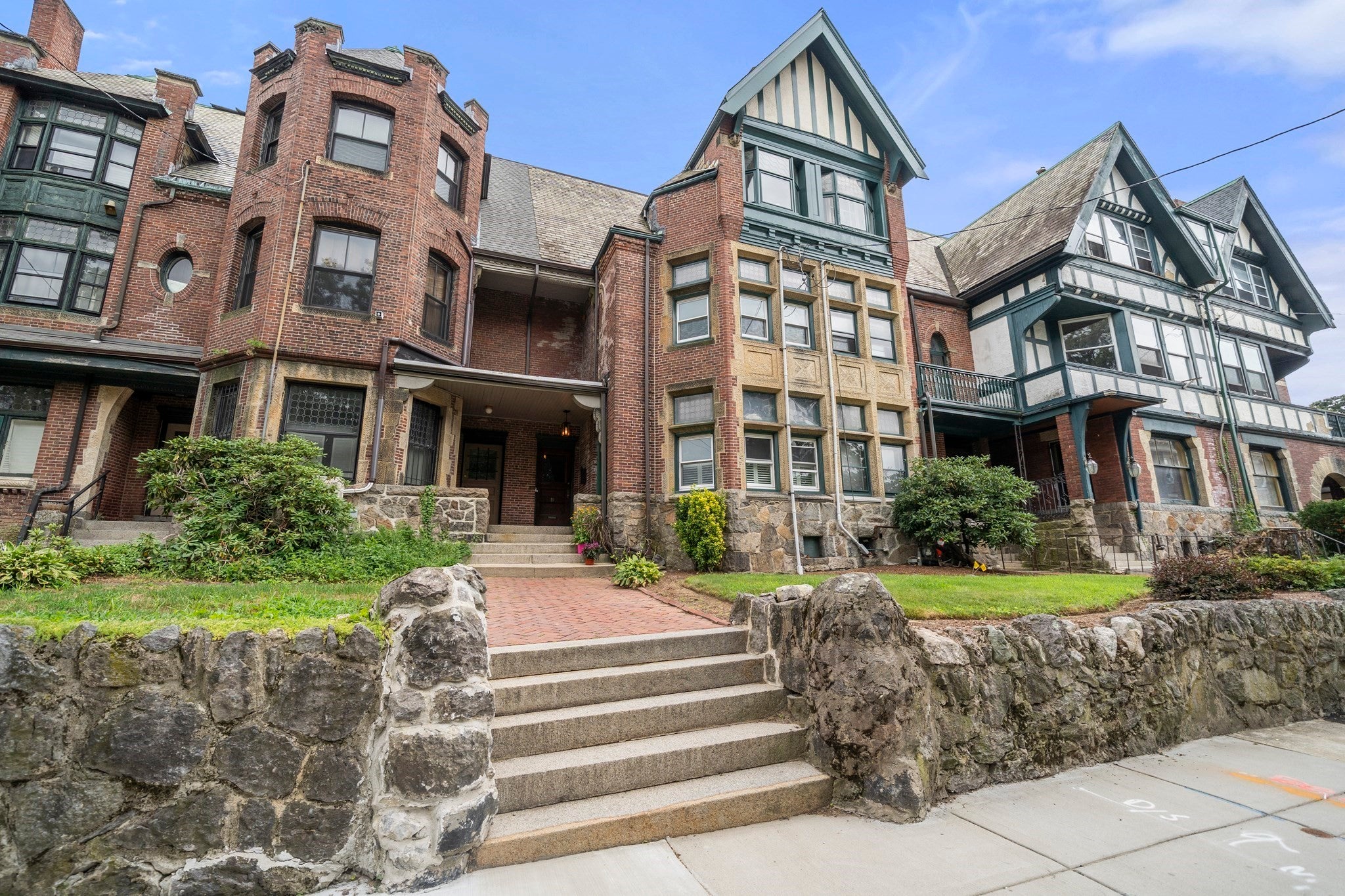 80 Harold Street, Boston, MA Photo #2