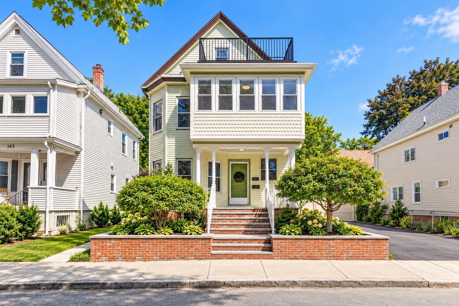 Photo of 143 Albion St, Somerville, MA