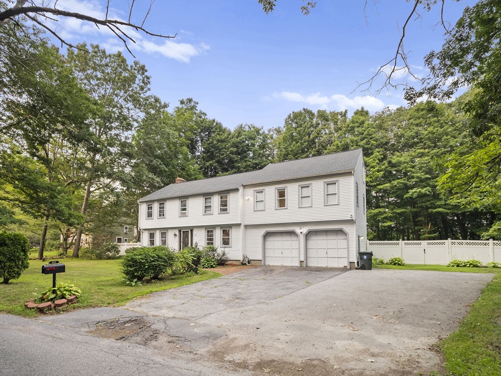 611 Oxford Street South