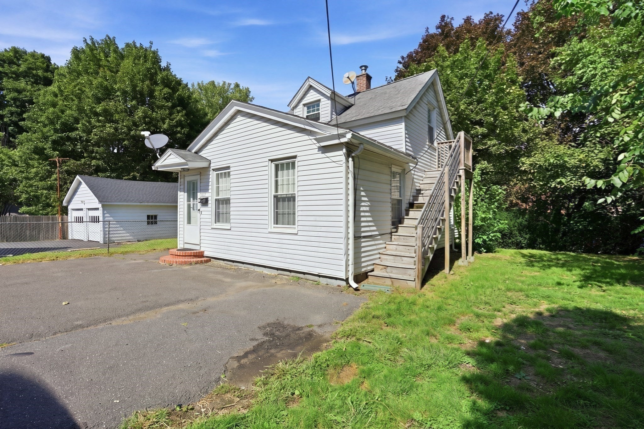 149-151 Hampden St, Chicopee, MA, 149-151 Hampden St, Chicopee, MA Photo #7