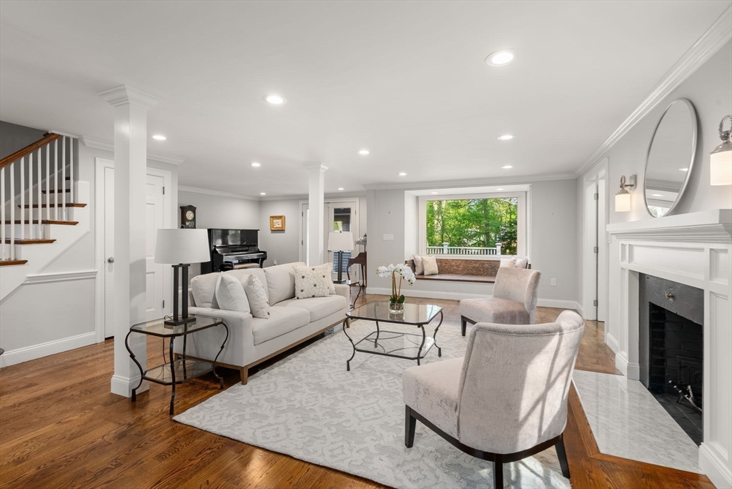 56 Arrowhead Rd