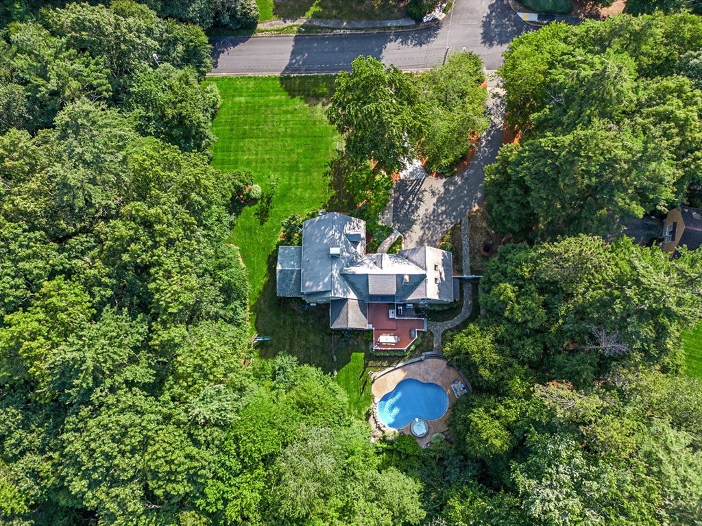 4 Dicarlo Rd