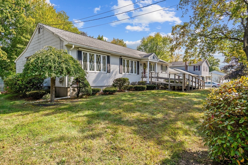 102 Lovefield St