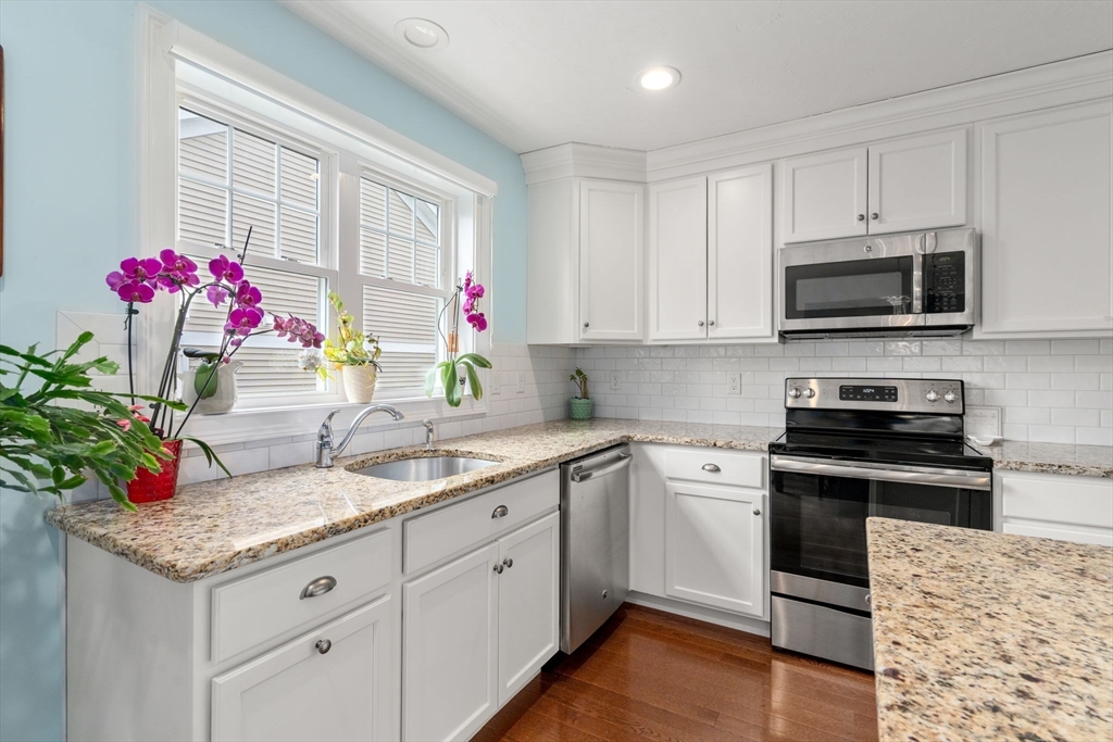 16 Winterberry Way 16