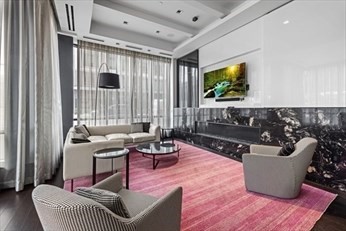 40 Traveler St 212