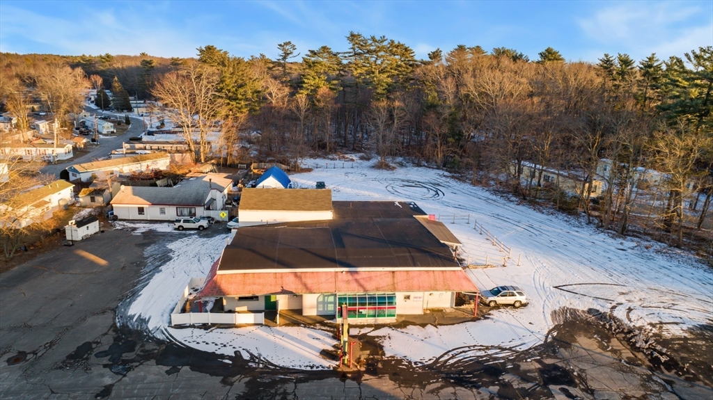 188 Lafayette Rd.