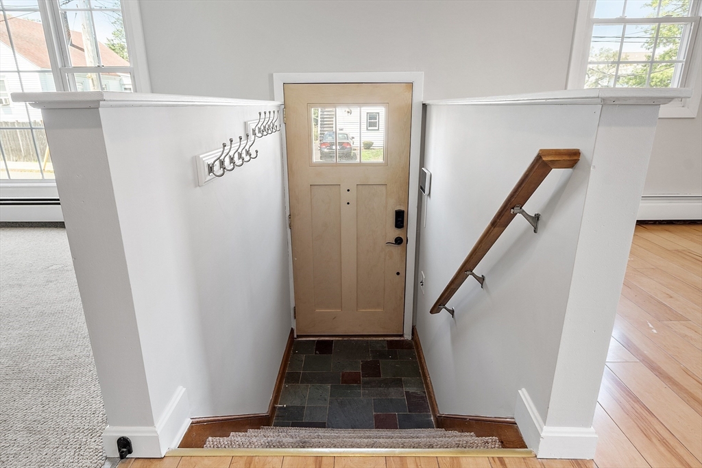 18 Overlea Ave