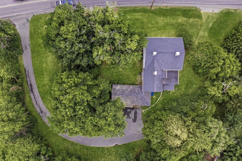 392 Greenfield Rd