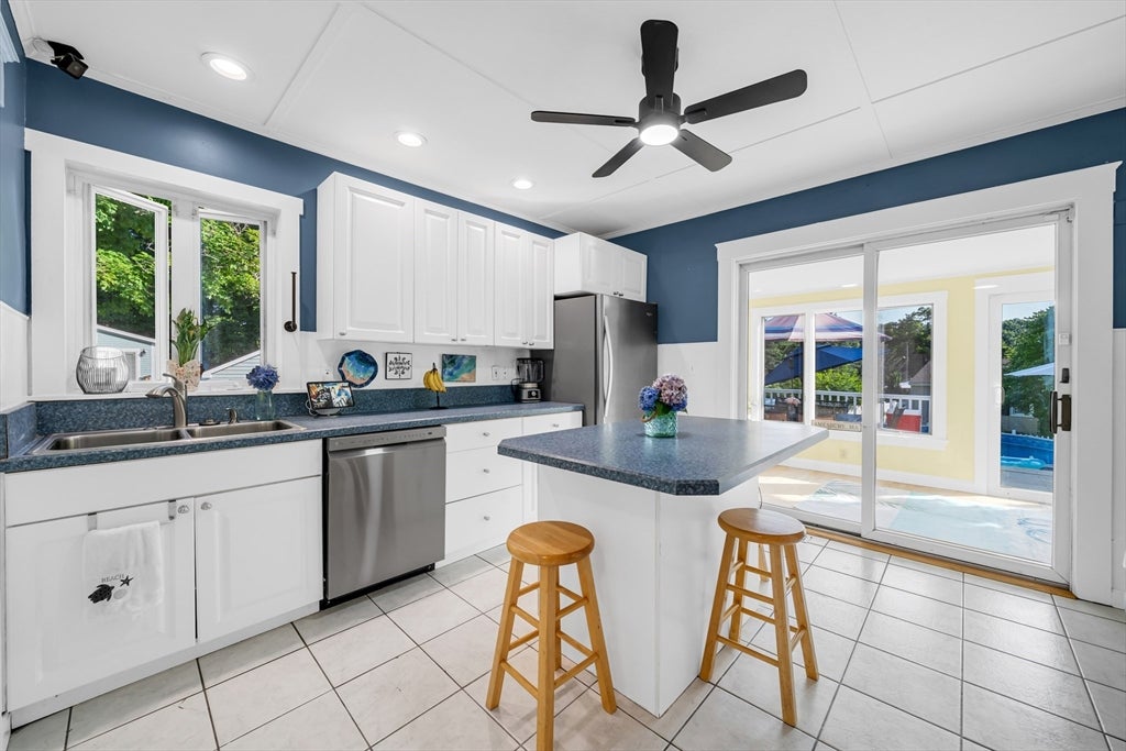 234 Elm St, Amesbury, MA, 234 Elm St, Amesbury, MA Photo #6