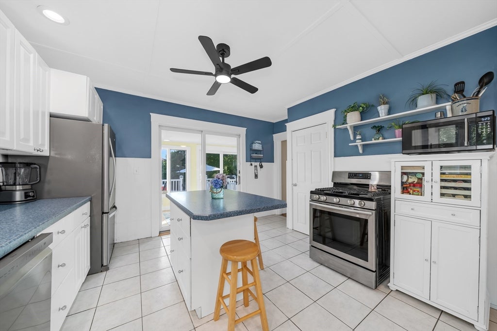 234 Elm St, Amesbury, MA, 234 Elm St, Amesbury, MA Photo #9