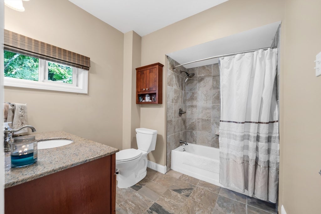 234 Elm St, Amesbury, MA, 234 Elm St, Amesbury, MA Photo #17