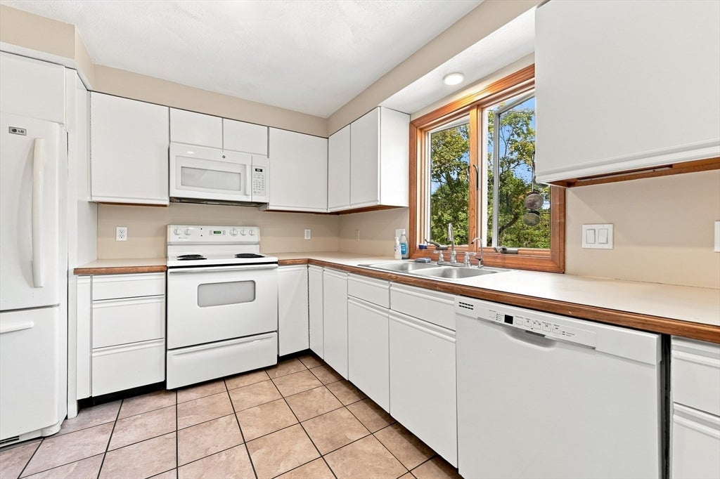 198 Elm Street #198, Marlborough, MA Photo #11