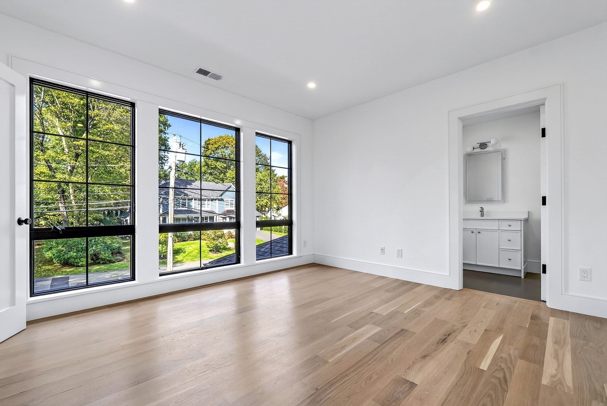 67 Meadowbrook Rd, Newton, MA Photo #30