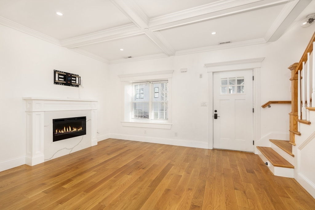 12 S. Mason Street 3