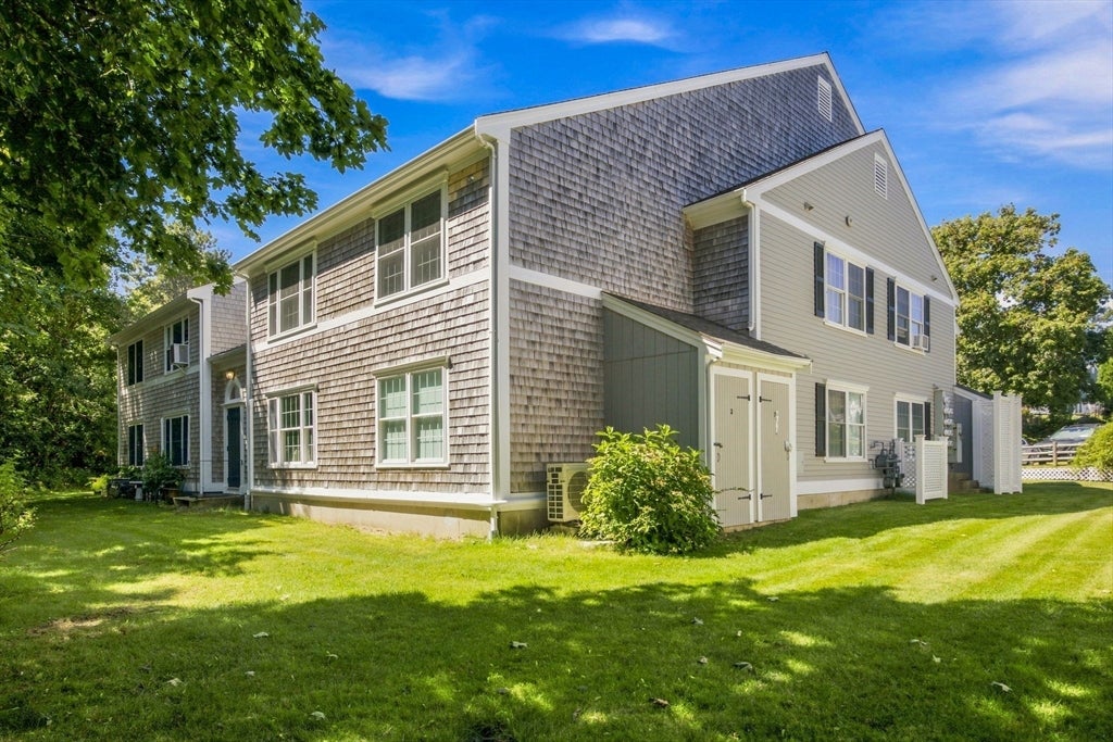 2 Englewood Dr H3