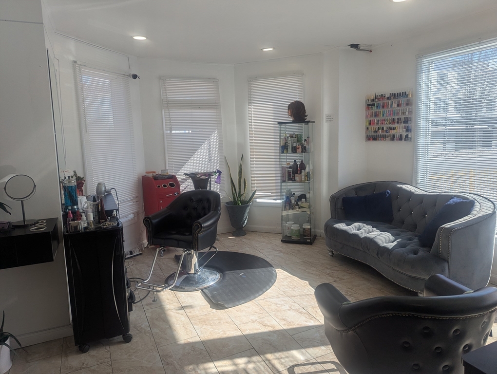 324-326 Broadway