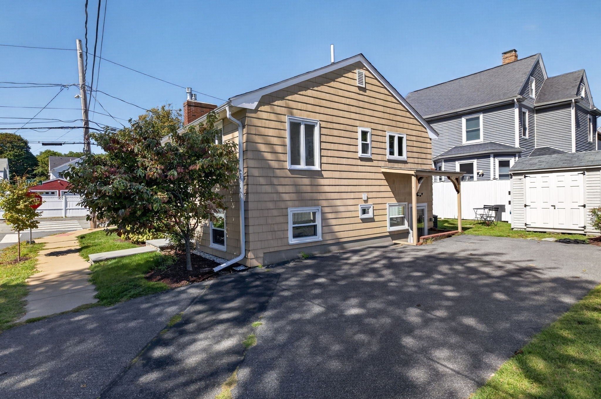 95 Winthrop St, Waltham, MA Photo #22