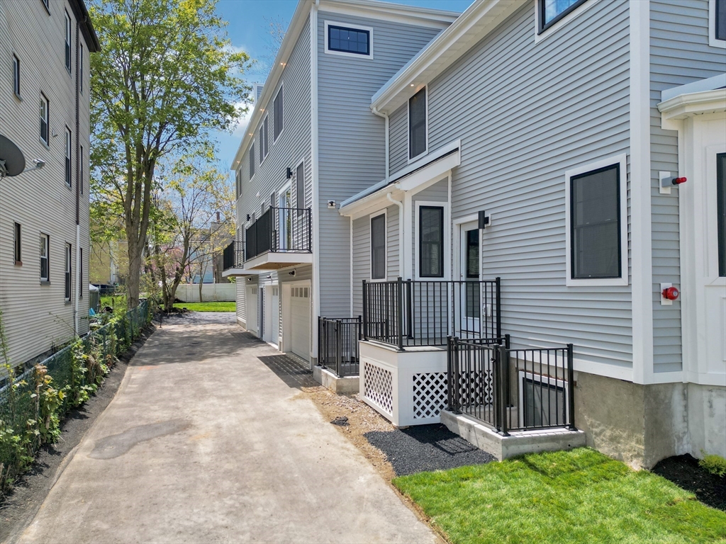 112 Armandine Street #1, Boston, MA Photo #26