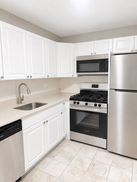 Photo of 55 David Terrace #14, Norwood, MA 02062 (MLS # 73570147)