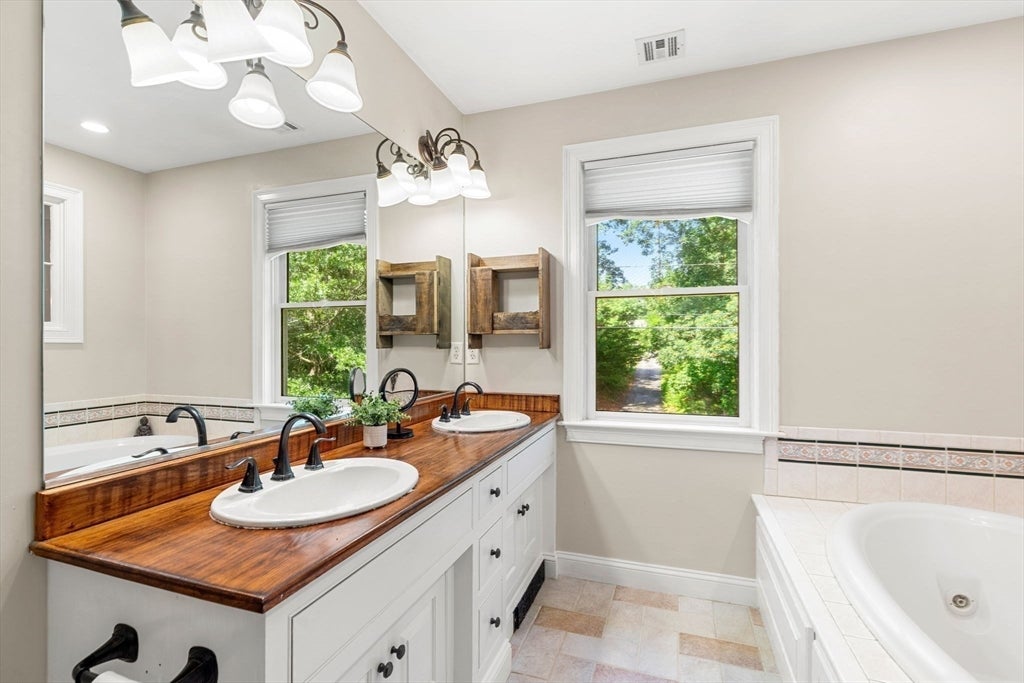 145 Kimball Rd, Amesbury, MA, 145 Kimball Rd, Amesbury, MA Photo #25
