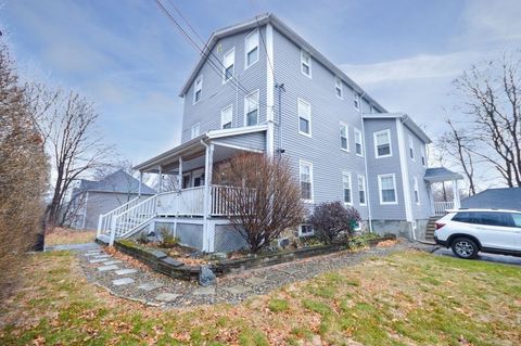 Photo of 3 Hunnewell St, Melrose, MA 02176 (MLS # 73464224)