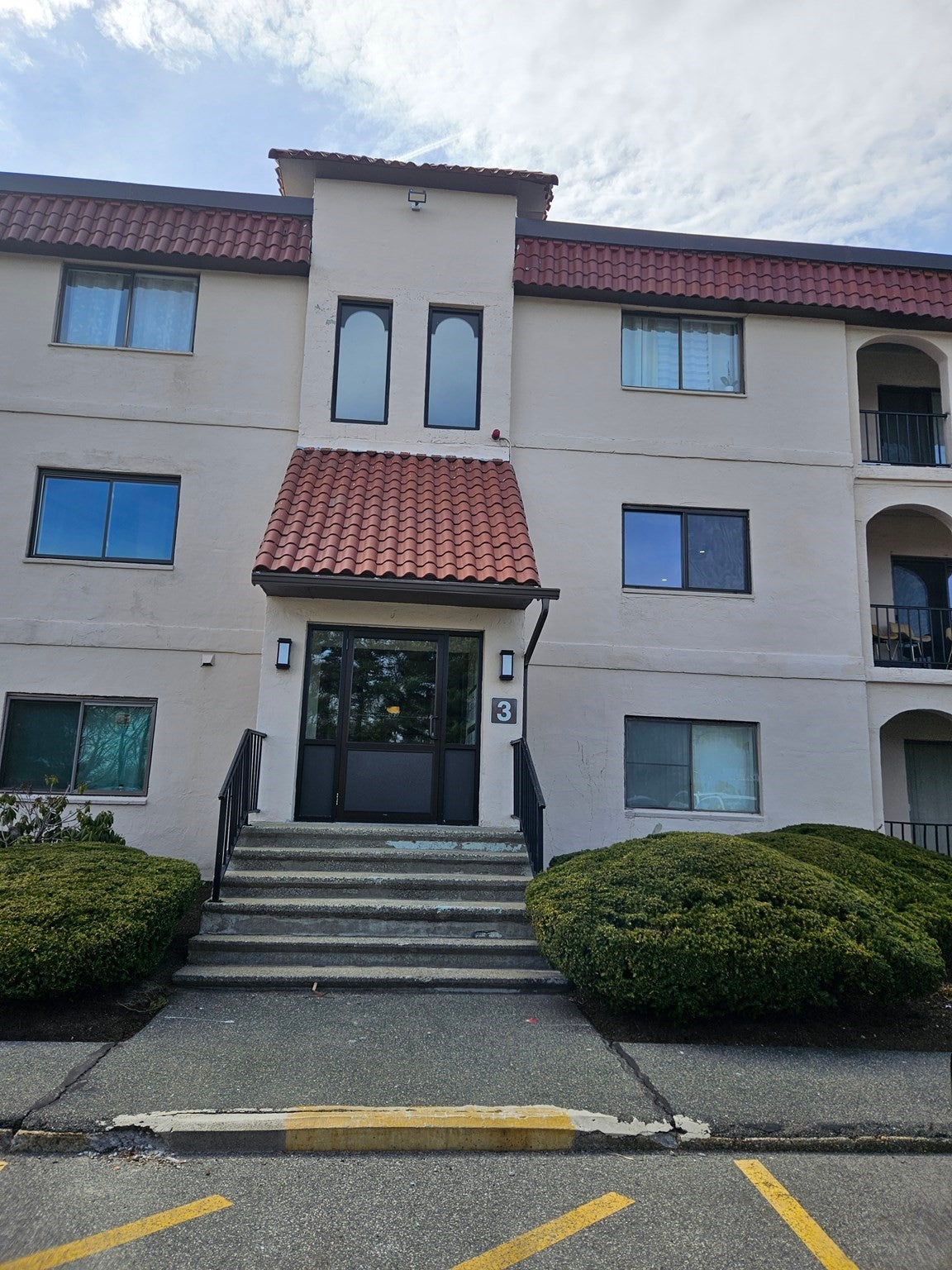 685 Oak Street #11, Brockton, MA, 685 Oak Street #11, Brockton, MA Photo #1