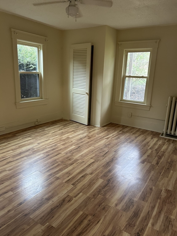 216 Lovefield St