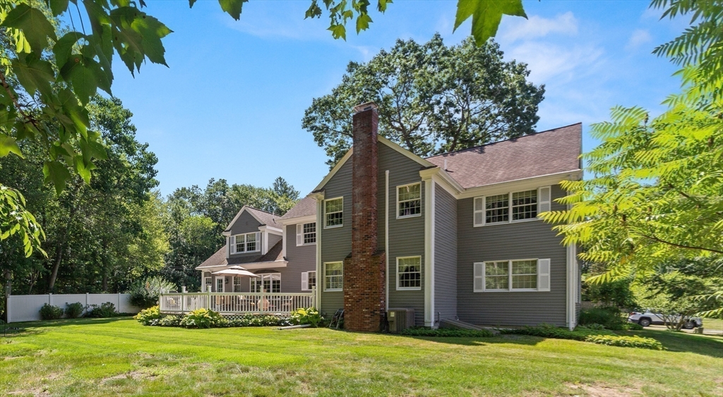 1 Burnham Ln
