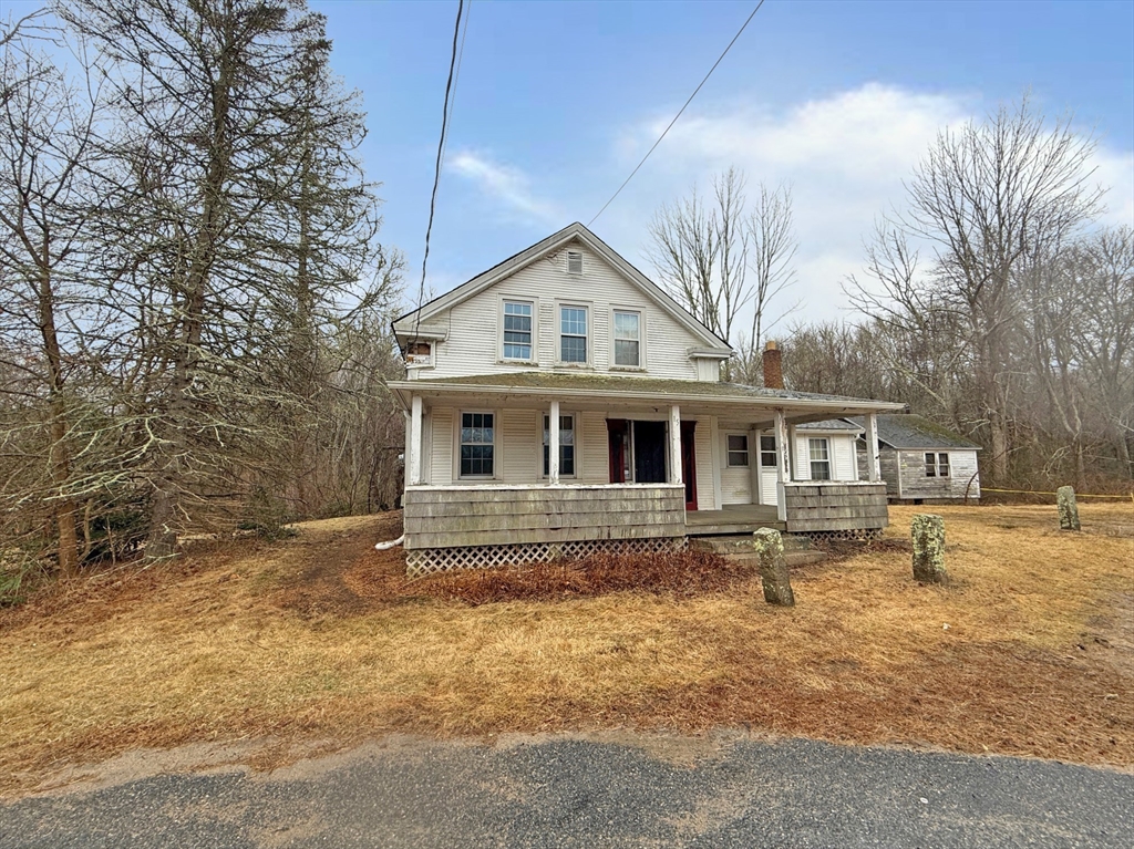 15 Newberry Ln