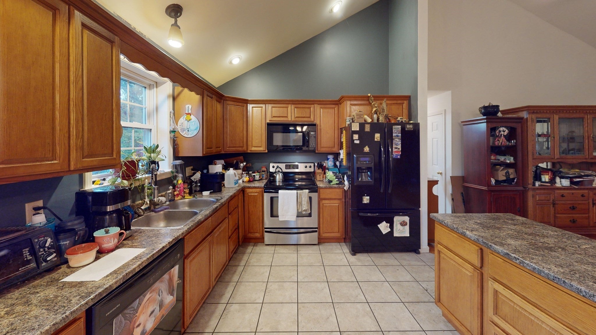 214 Tom Swamp Rd
