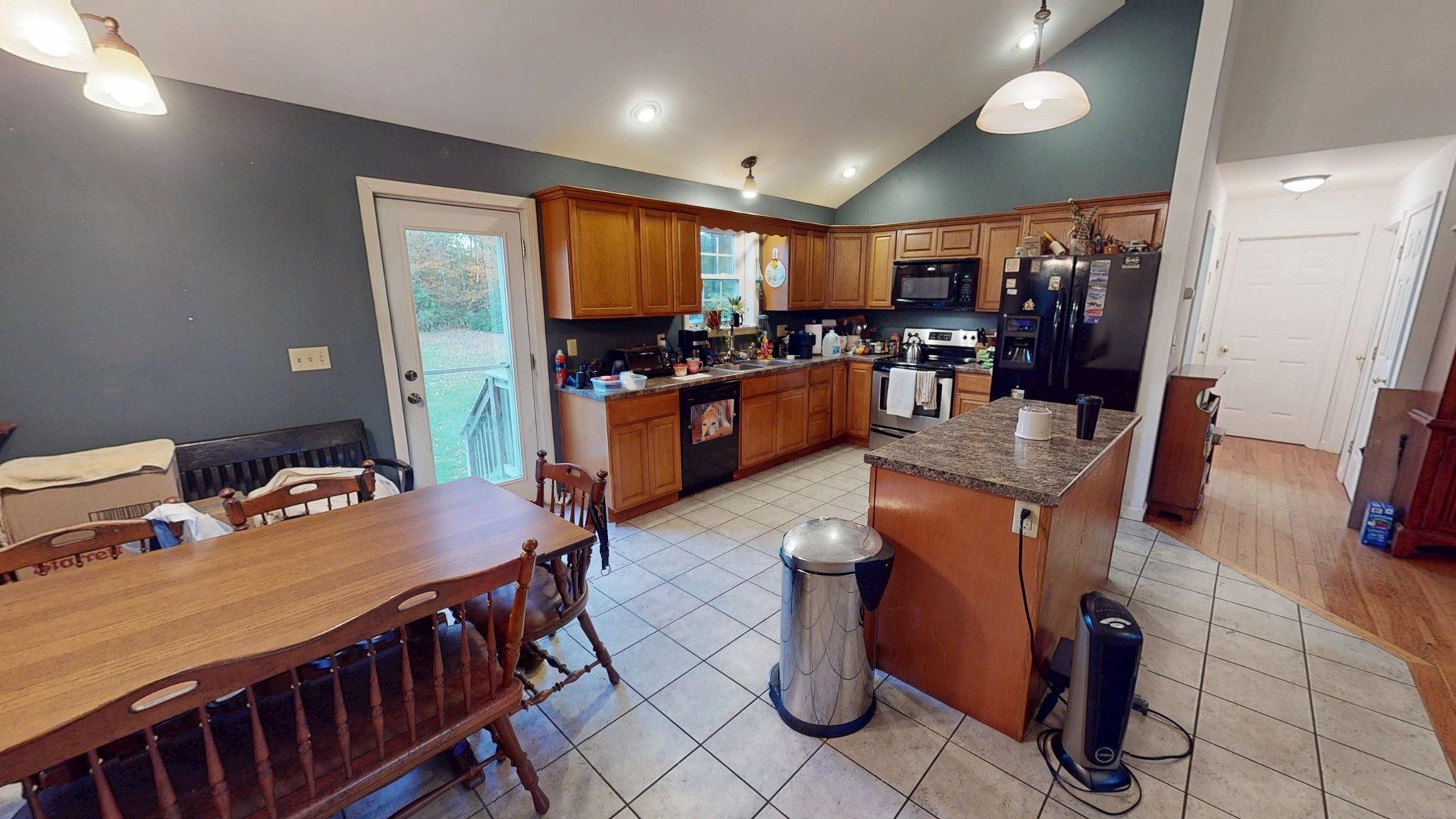 214 Tom Swamp Rd