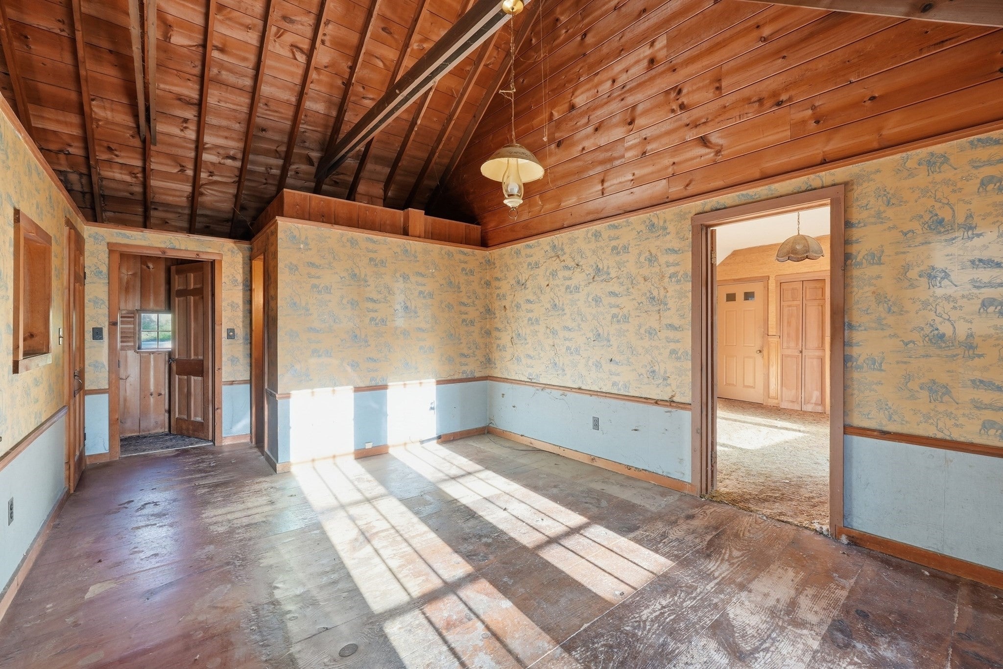 8 Pumpkin Ln, Charlton, MA Photo #17