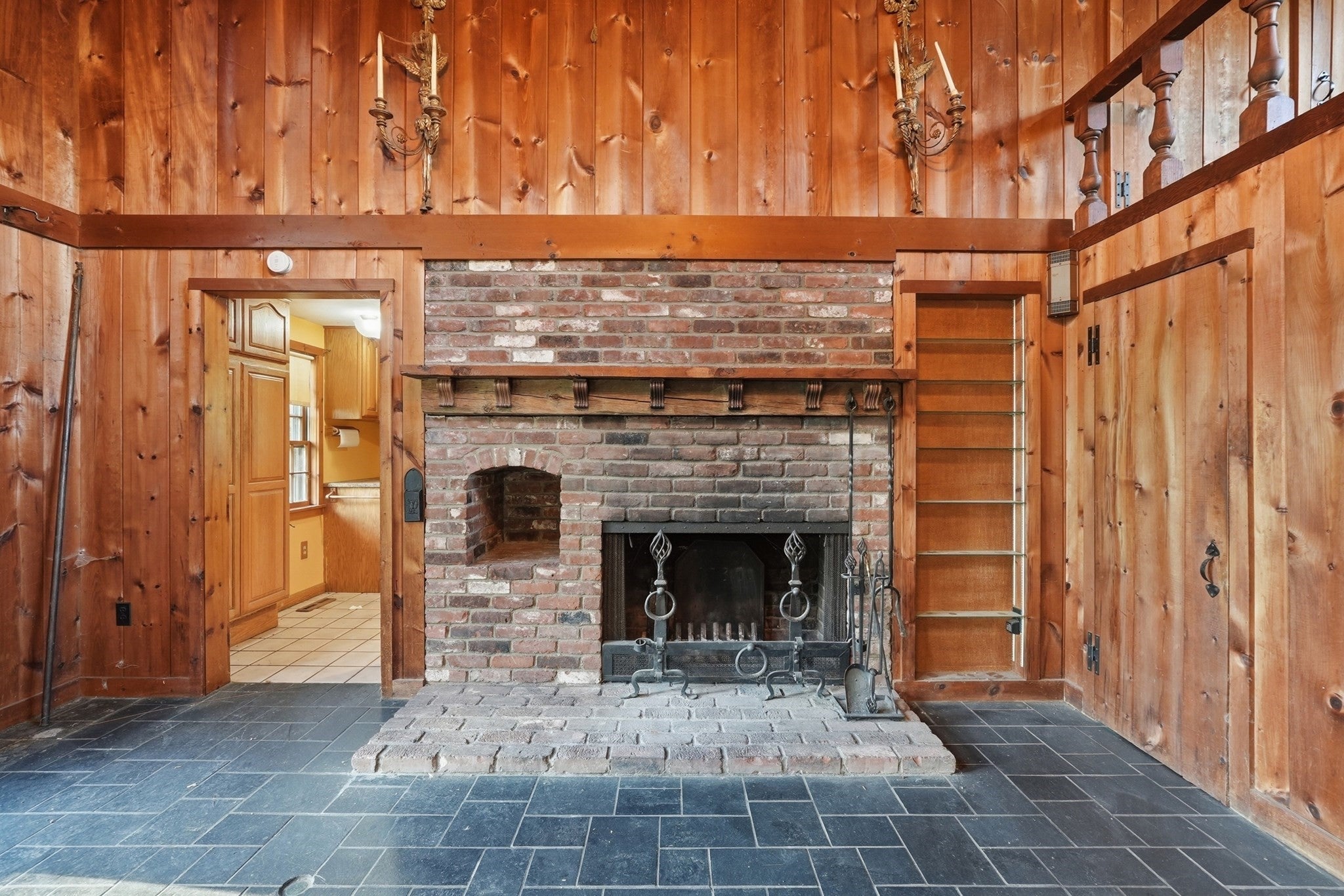 8 Pumpkin Ln, Charlton, MA Photo #14