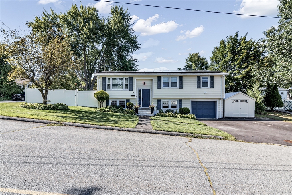 29 Glenwood Dr