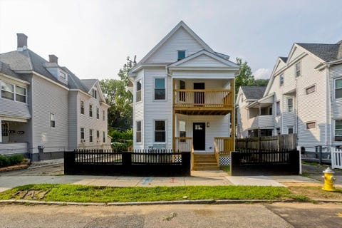 Photo of 58 Euclid Ave, Springfield, MA 01108 (MLS # 73562938)
