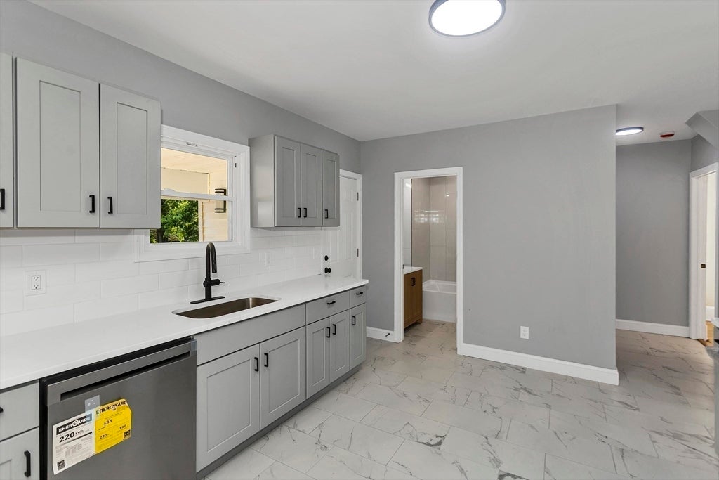 58 Euclid Ave, Springfield, MA, 58 Euclid Ave, Springfield, MA Photo #18