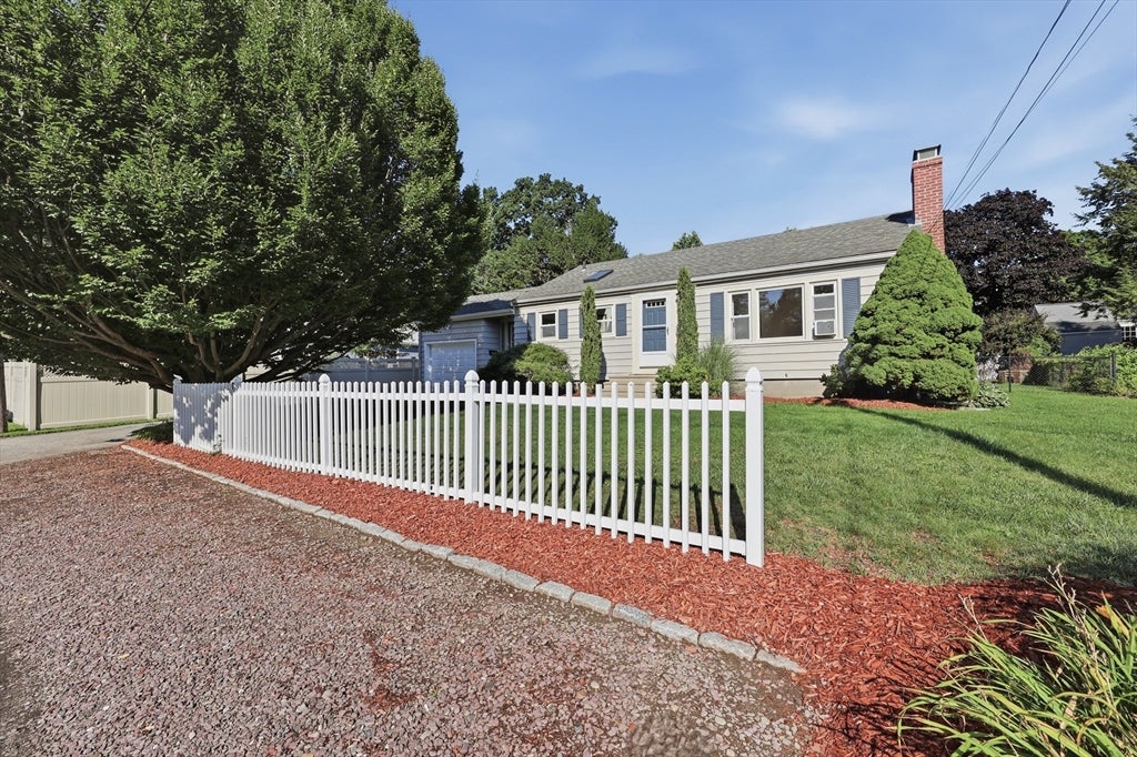 39 Maple Circle