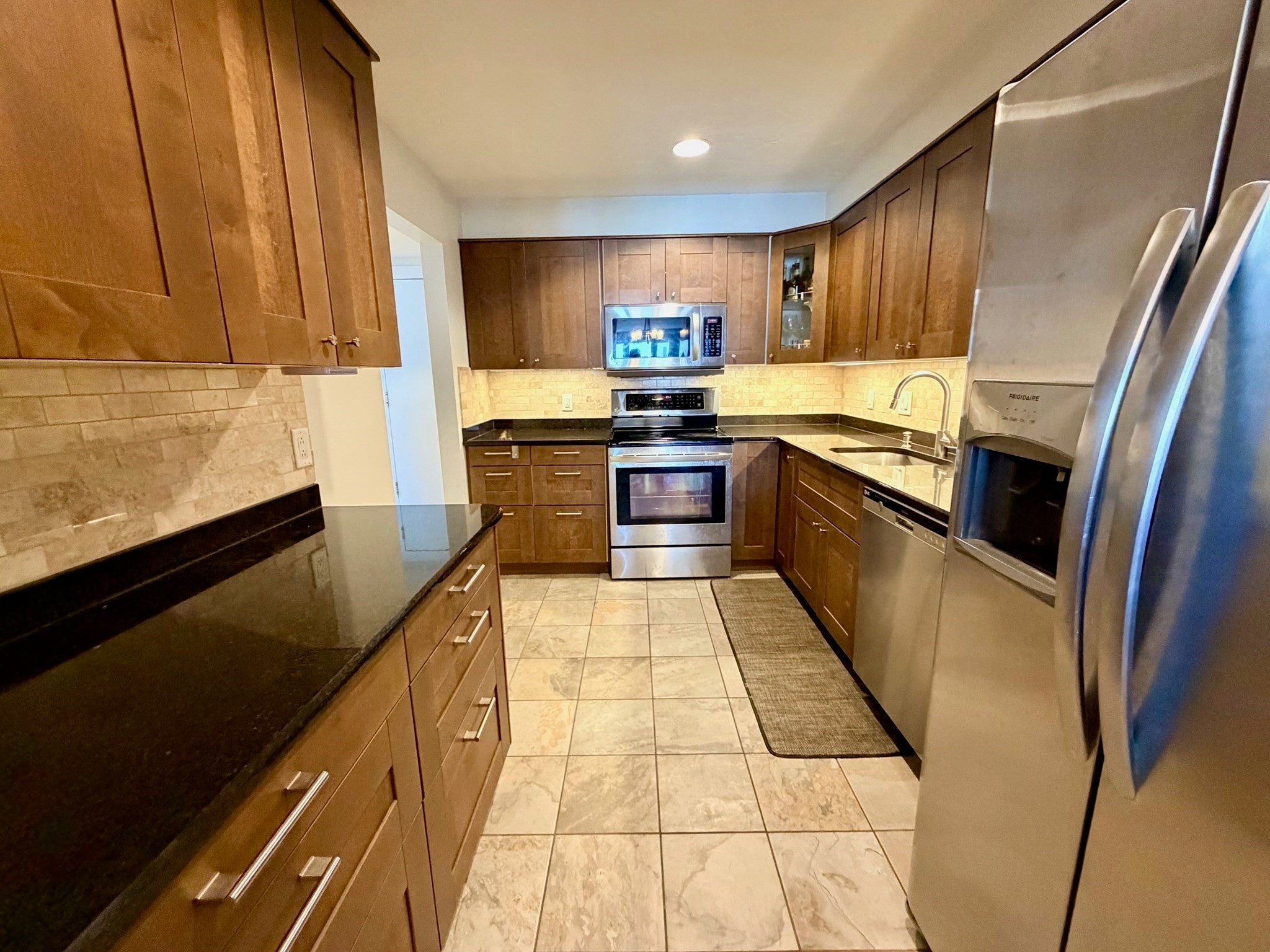 1001 Marina Dr 705