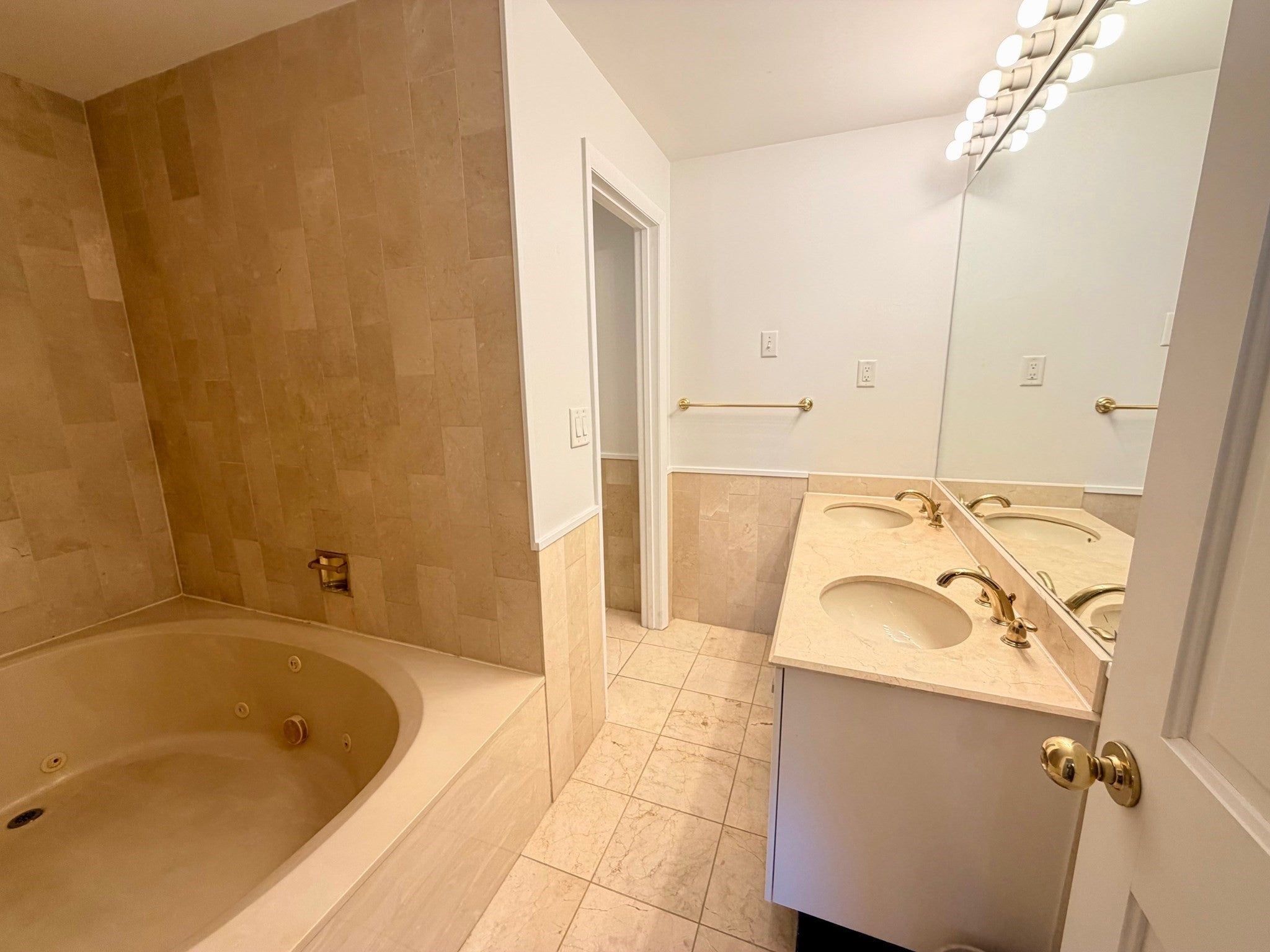 1001 Marina Dr #705, Quincy, MA, 1001 Marina Dr #705, Quincy, MA Photo #11