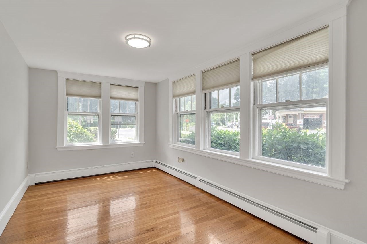5 Maple St, Lexington, MA Photo #6